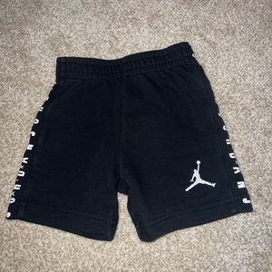 Jordan 2T shorts